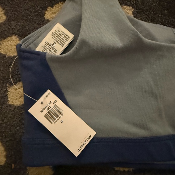 NWT Old Navy Extra High-Rise Two-Tone Sports Bra + Leggings - M - Picture 7 of 8
